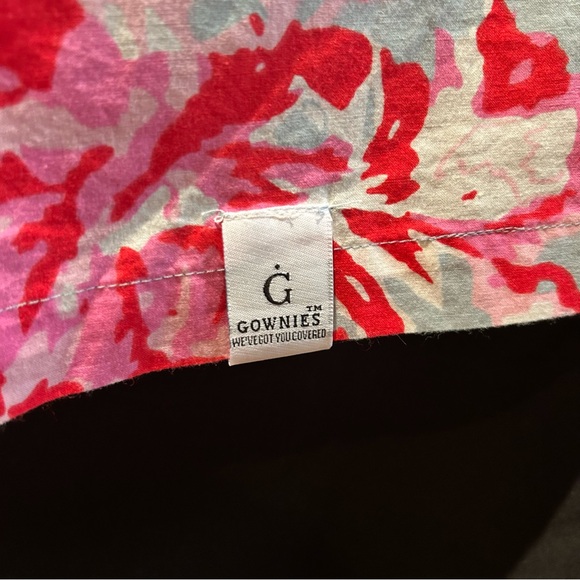 C - Floral Maternity Gown with Pink and White Pattern - Picture 3 of 5